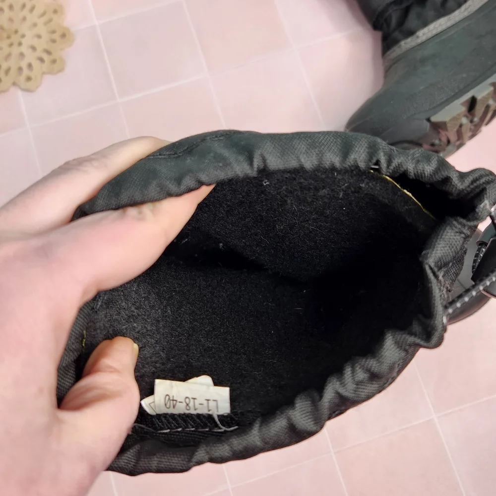 Kamik Black Insulated Snow Boots